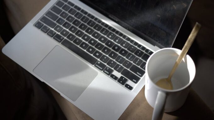 Mastering the Art of Digital Minimalism: Streamlining Your Tech Life in 2026