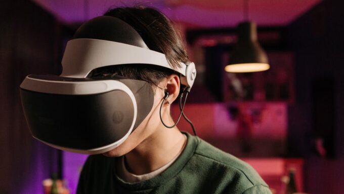 Navigating the Metaverse: Essential Gear for Exploring Virtual Worlds in 2026