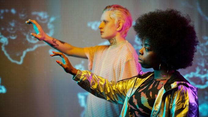 Beyond the Screen: How 2026 Tech is Revolutionizing Holographic Displays